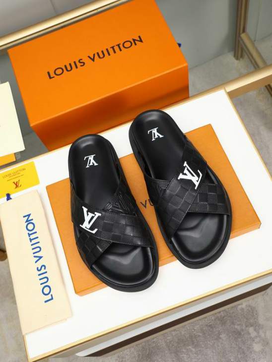Picture of Louis Vuitton Slippers _SKULVsz38-46hnh0838885